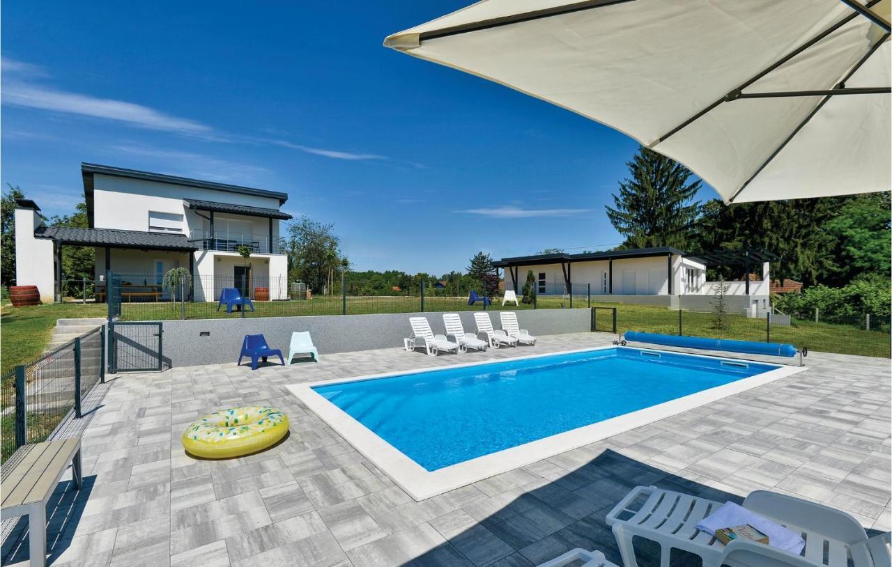 8 Bedroom Lovely Home In Durdevac Ðurđevac Zewnętrze zdjęcie